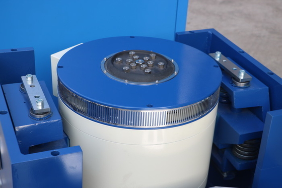 UN 38.3 IEC 62133 Hệ thống thử nghiệm rung điện từ làm mát bằng không khí AC 380V 3 pha