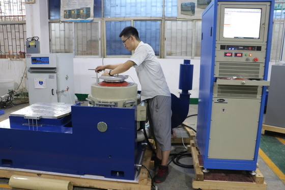 Thiết bị kiểm tra bàn rung công nghiệp tần số cao Tuân thủ MIL-STD 810F