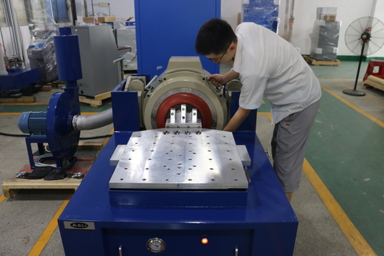 Bảng kiểm tra độ rung tần số cao điện động lực học trục XYZ gia tốc cao trong phòng thí nghiệm