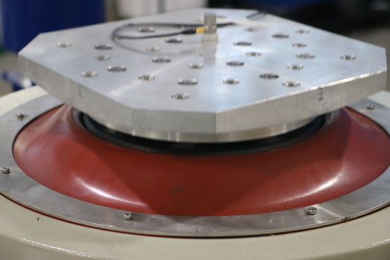 Máy rung điện động tần số cao thẳng đứng để kiểm tra rung nhựa