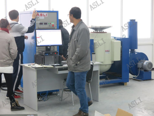 Ghế thử nghiệm rung động điện động 380V 2000kg.F có làm mát bằng không khí