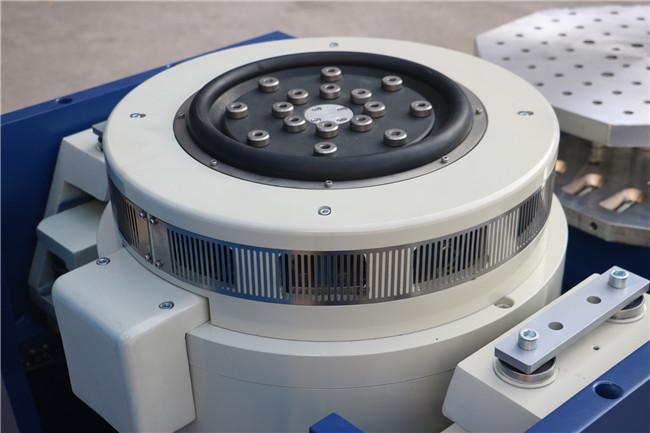 IEC 60335-2-24 IEC 60335-2-40 Máy kiểm tra rung động 6000N thẳng đứng 3500Hz 6000N cho phòng thí nghiệm 3